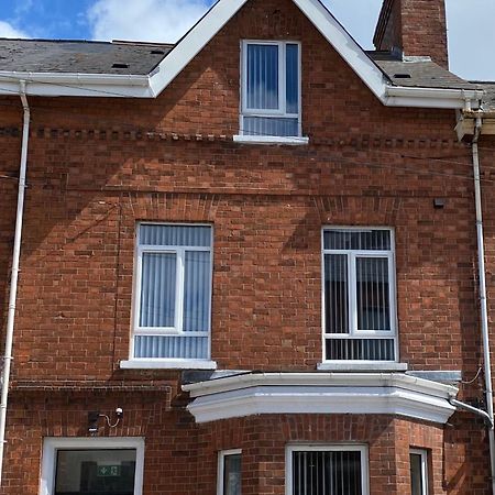 Roskeen Townhouse Belfast Exteriör bild